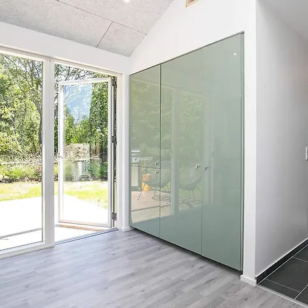 8 Person In Laeso-by Traum * Laeso